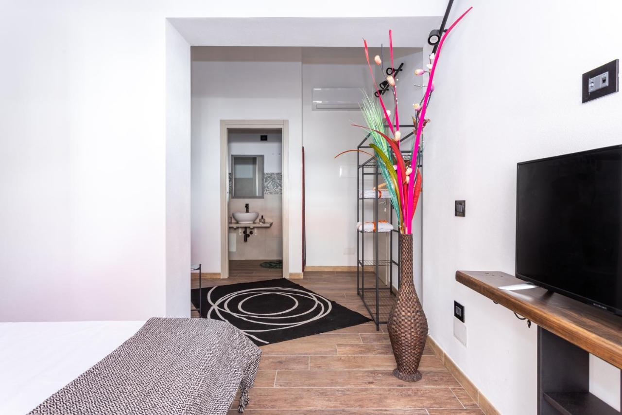 Living G Room กาญารี ภายนอก รูปภาพ